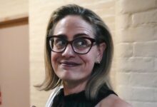 Kyrsten Sinema No Longer Sleeping With Married Man, BF’s Divorce Finalized