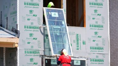 Jobs report shows strong hiring in March, despite oil shock set off by Iran war