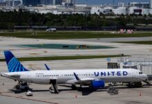 United Airlines CEO says he approached American Airlines to discuss possible merger