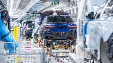 BMW profit down by a quarter in Q1