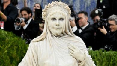 Heidi Klum Shocks at 2026 Met Gala With ‘Living Sculpture’ Ensemble