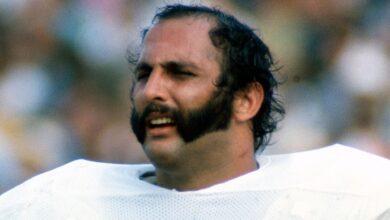 Miami Dolphins Legend Manny Fernandez Dead at 79
