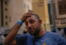 Muslims begin the annual Hajj in sweltering heat against a backdrop of war concerns