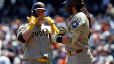 Ty France’s 2-run triple leads Padres over Giants 5-1