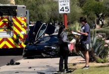 Video shows ex-MLB star Trevor Bauer climb from McLaren after Arizona crash