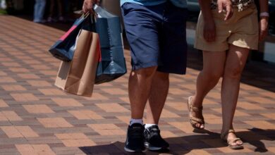Americans are spending money despite prolonged inflation concerns, new data shows