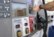 The average cost of gas in the U.S. is .55 per gallon. Here’s how it’s impacting consumers.