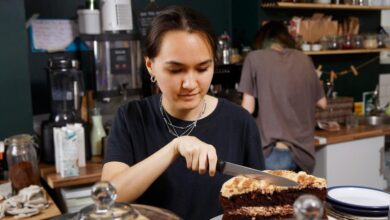 How young adults can maximize their summer job