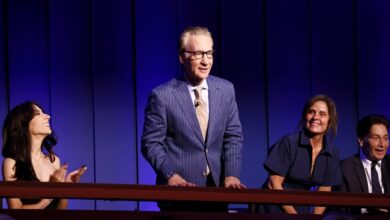 Bill Maher Hailed as ‘Ultimate Contrarian’ at Mark Twain Prize