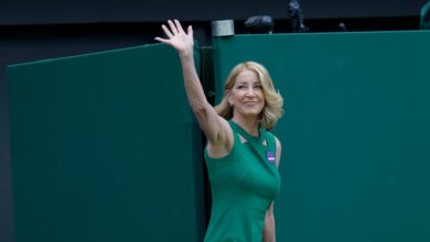 Chris Evert announces her ovarian cancer has returned
