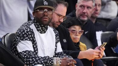 Floyd Mayweather facing felony charges for using bad check to buy 0,000 watch Floyd Mayweather facing felony charges for using bad check to buy 0,000 watch