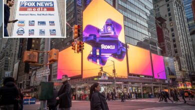 Fox Corp to acquire streaming giant Roku in billion blockbuster deal Fox Corp to acquire streaming giant Roku in billion blockbuster deal