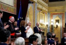 In first papal speech to Spanish parliament, pope demands respect for migrants