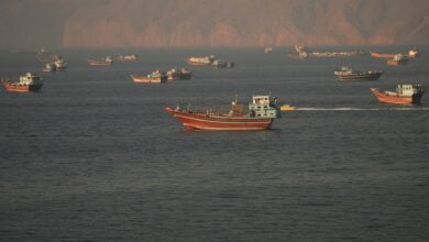 Iran reportedly closes Strait of Hormuz again, raising doubt over talks
