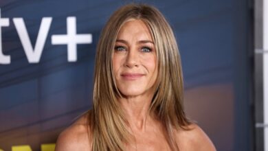 Jennifer Aniston’s Go-To Flip-Flops Have Built-In Arch Support