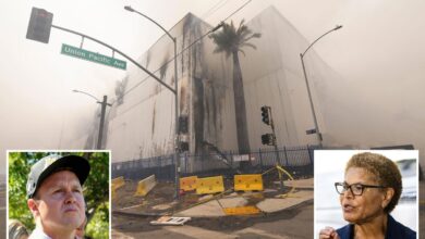 Los Angeles chokes on toxic smoke from massive warehouse fire as Spencer Pratt blames Karen Bass Los Angeles chokes on toxic smoke from massive warehouse fire as Spencer Pratt blames Karen Bass