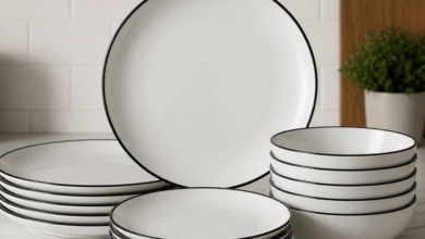 Elevate Your Dinner Parties with the Haven Black Rim 12 pc Dinnerware Set