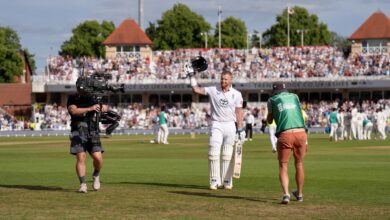 Stokes makes remarkable mid-match retirement call as New Zealand closes on series-clinching win