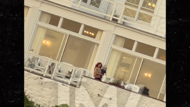 Taylor Swift’s Rhode Island Mansion Buzzing with Pre-Wedding Activity Taylor Swift’s Rhode Island Mansion Buzzing with Pre-Wedding Activity