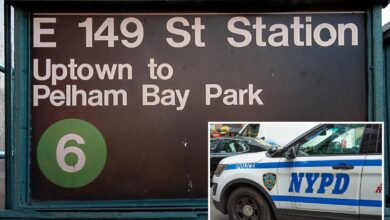 Woman, 32, slashed multiple times during clash with female rider on NYC subway: cops Woman, 32, slashed multiple times during clash with female rider on NYC subway: cops