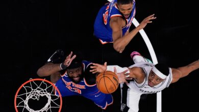 Wemby misses at the end, Knicks beat Spurs 105-104 for 2-0 lead in NBA Finals
