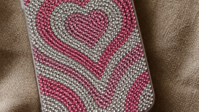 Bedazzling Is Back : and Therapists Say It’s the Ultimate Mental Health Micro-Habit